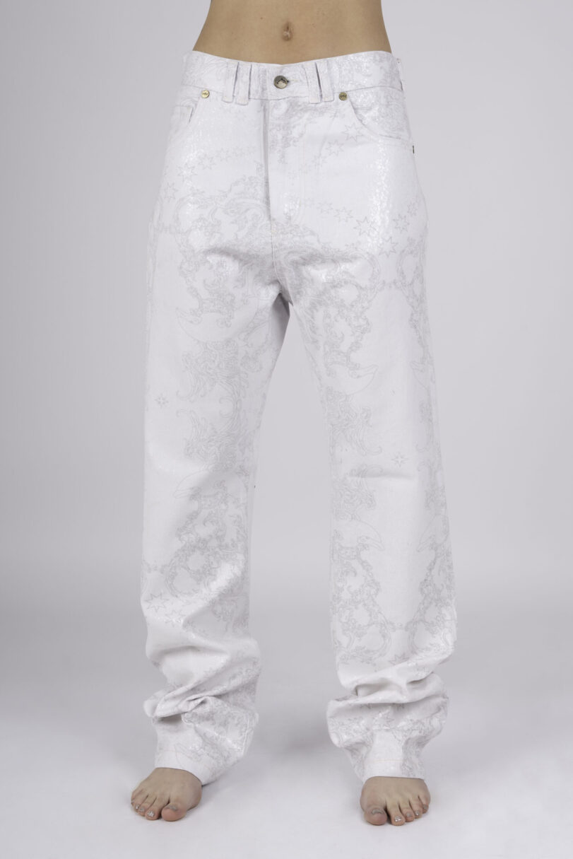 White x Ateronyx - Image 4