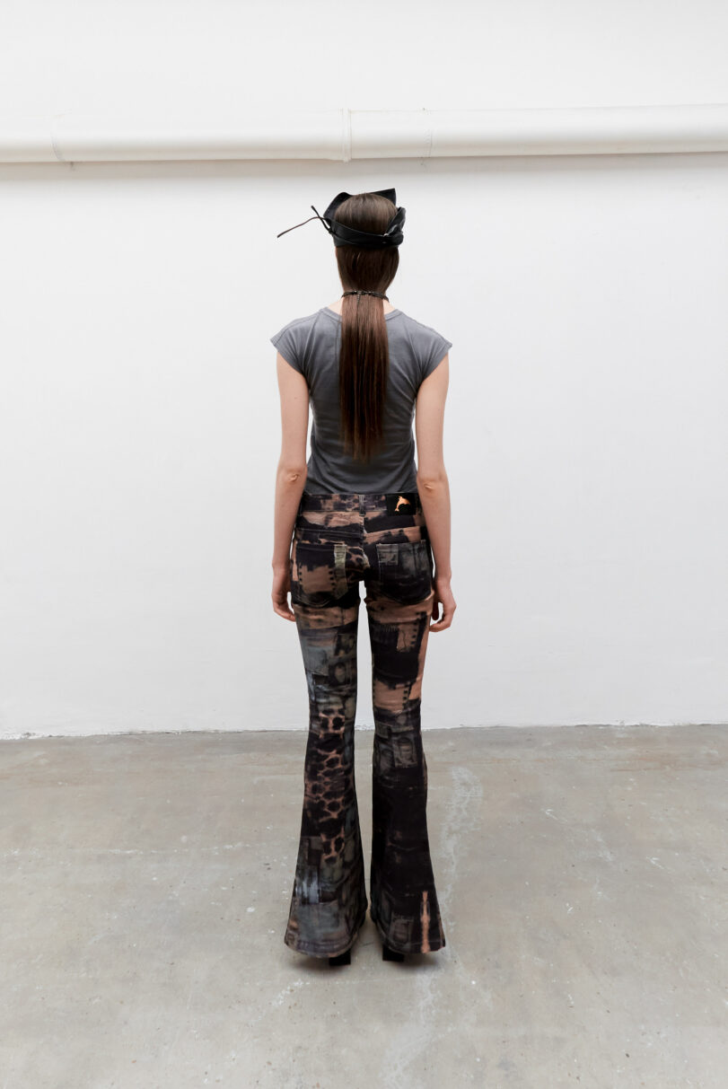 Abyss Bootcut Jeans - Image 3
